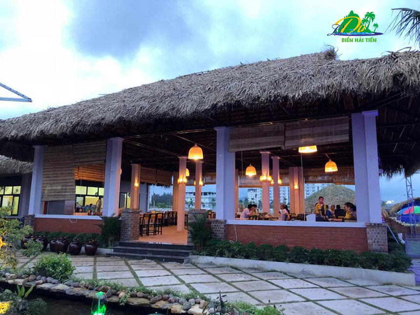 Nhà hàng biển Hải Tiến Hưng Thịnh Quán - quán ăn ngon, view biển