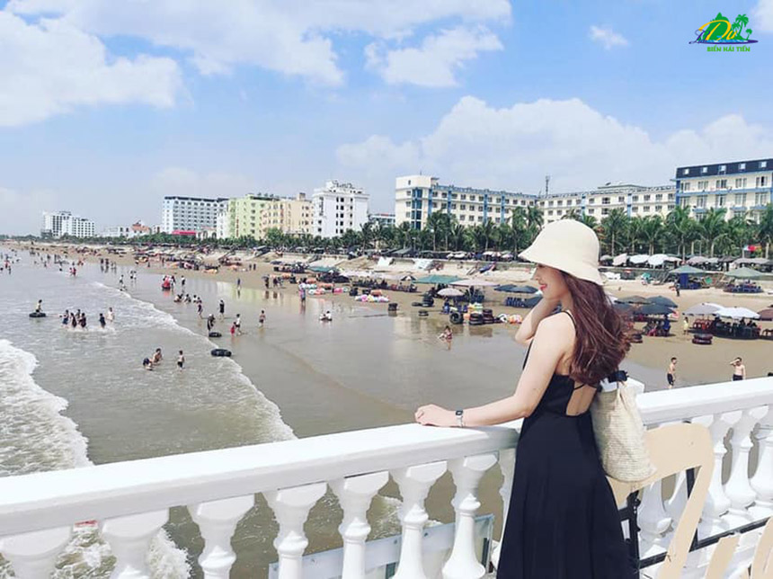 Bãi biển Hải Tiến ở đâu thuộc huyện nào Thanh Hóa, ăn ở đâu?