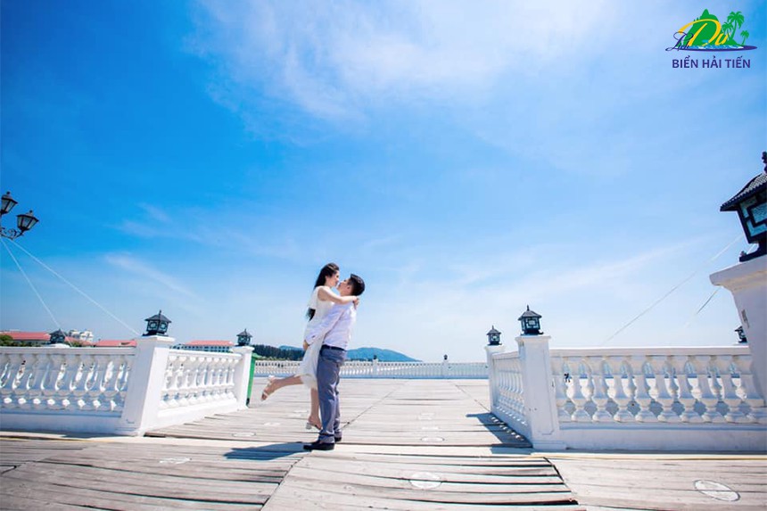 Biển Hải Tiến: check in địa điểm du lịch gần Hà Nội đẹp nhất