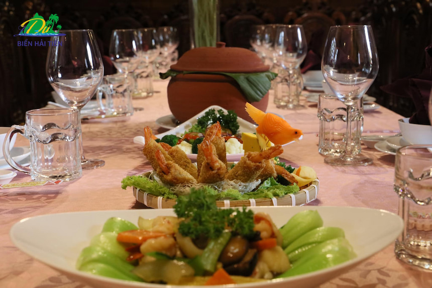 Check in nhà hàng Vạn Chài Hải Tiến: quán ăn ngon view đẹp